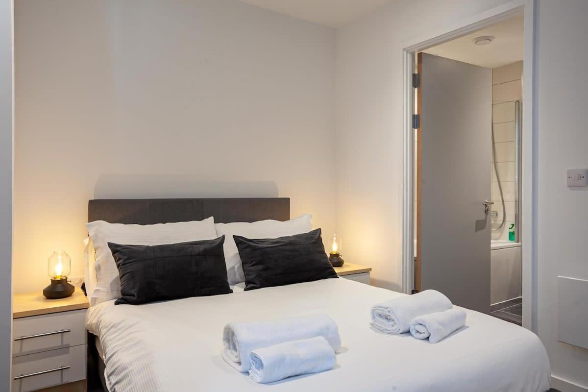Spacious 2 Bed Apartment In Central Manchester Eksteriør billede